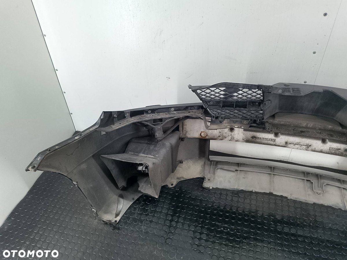ZDERZAK PRZÓD MITSUBISHI OUTLANDER I ( 01-06 ) X42A - 4