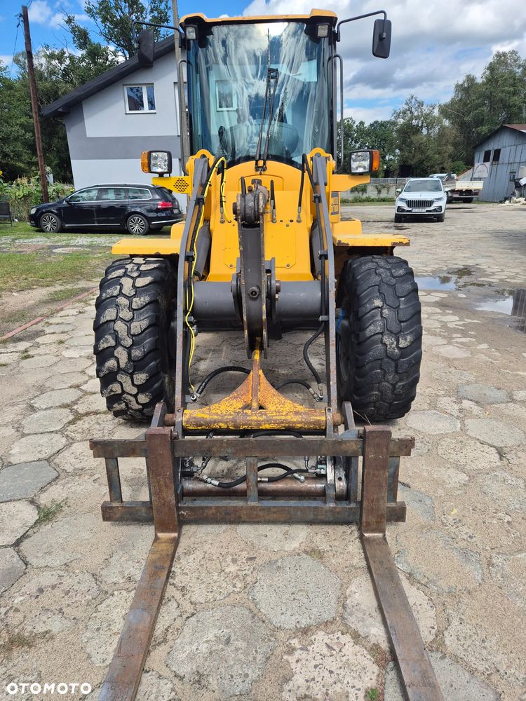 Volvo L-35B - 5