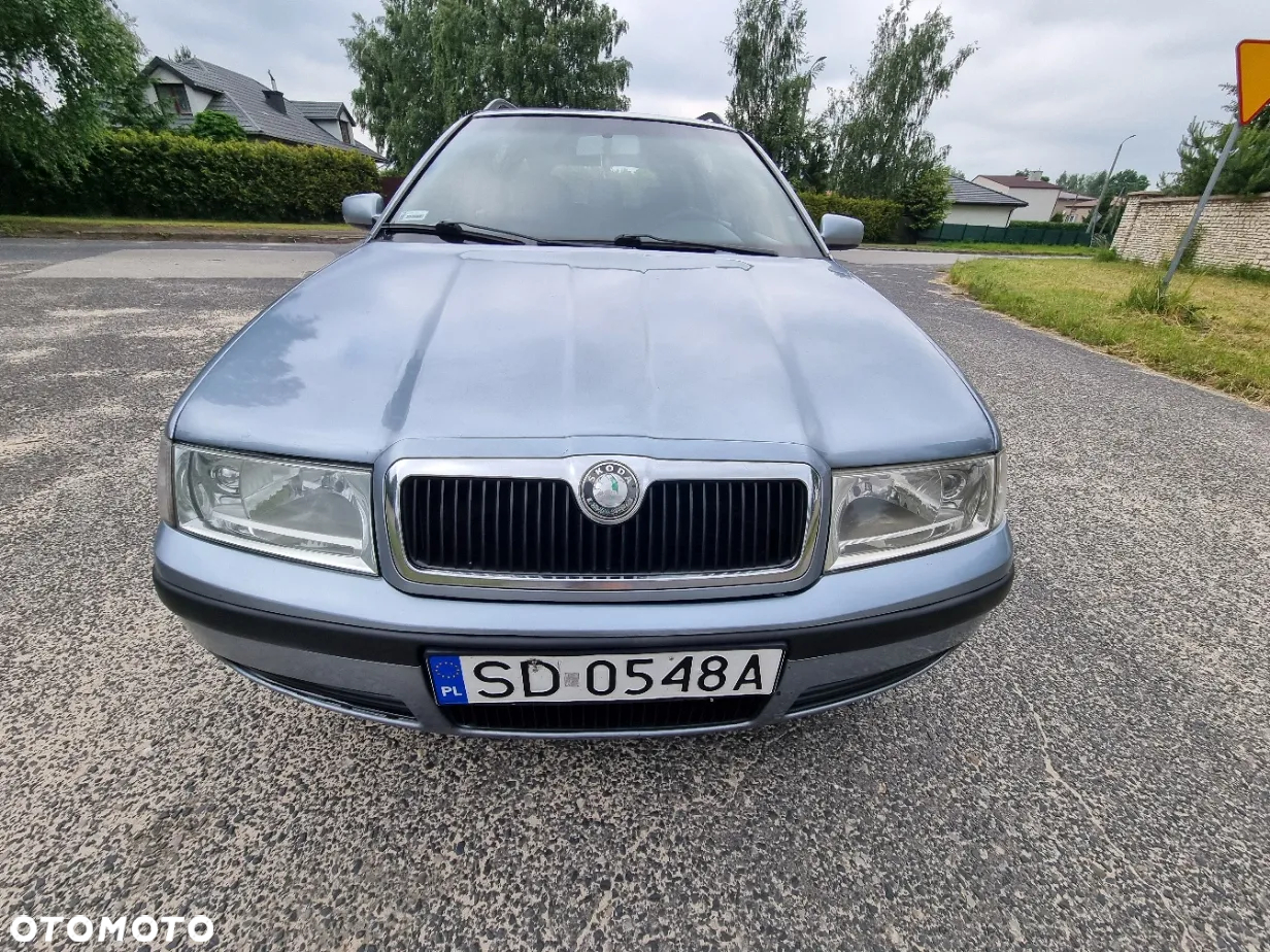 Skoda Octavia 1.6 Elegance - 11