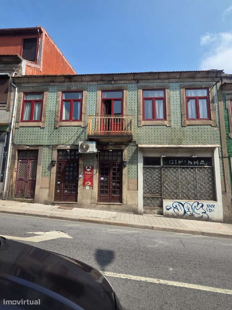 Oportunidade Única de Investimento | Prédio Misto | Campanhã | Porto - Grande imagem: 3/31