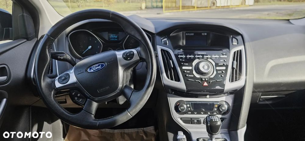 Ford Focus 1.6 TDCi ECOnetic 99g Start-Stopp-System Titanium - 19