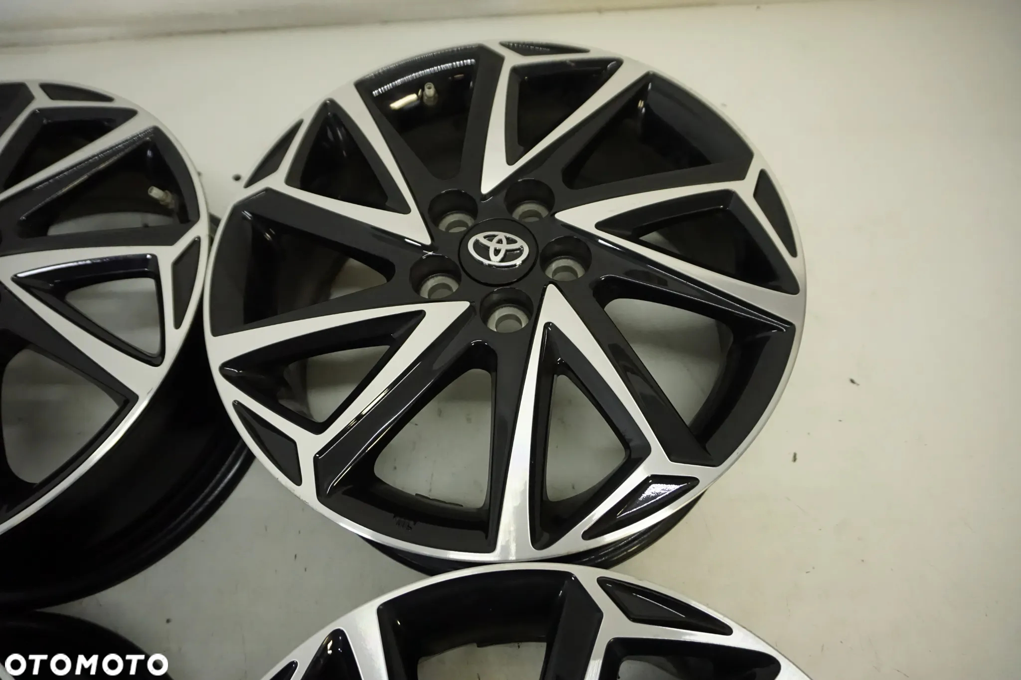 FELGI ALUMINIOWE 16 TOYOTA YARIS IV AVENSIS II PRIUS NOWY MODEL FELG 5X100  ORYGINAŁ - 8