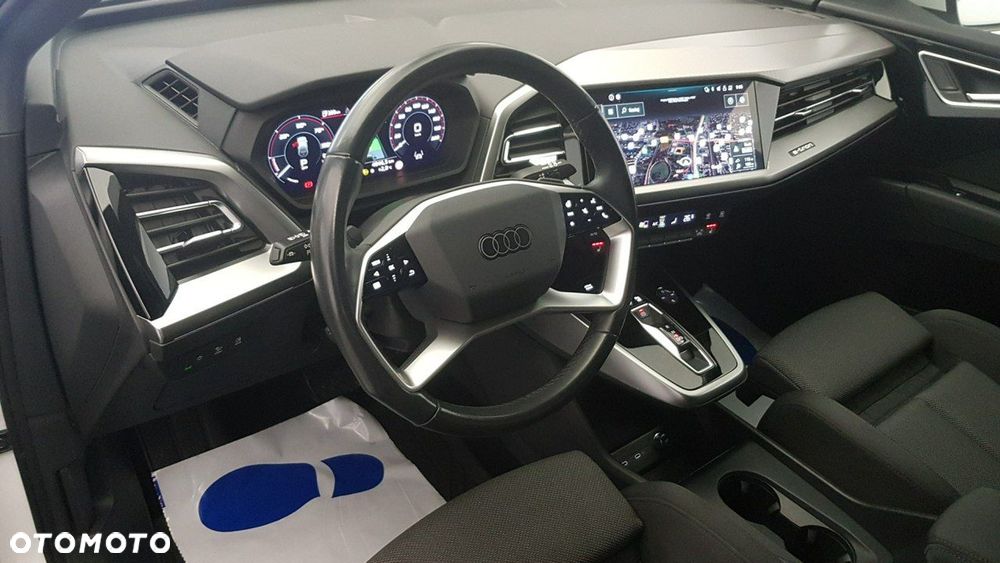 Audi Q4 e-tron - 21