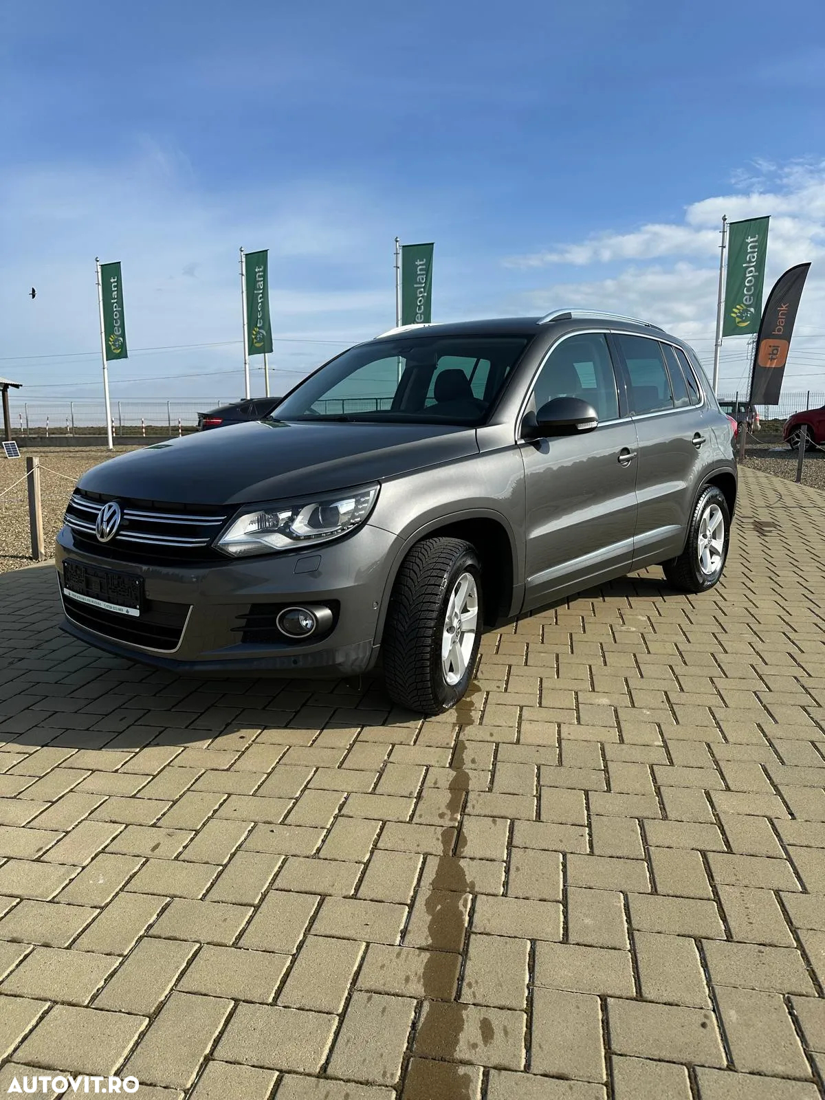 Volkswagen Tiguan 2.0 TDI 4Motion DSG Sport & Style - 5