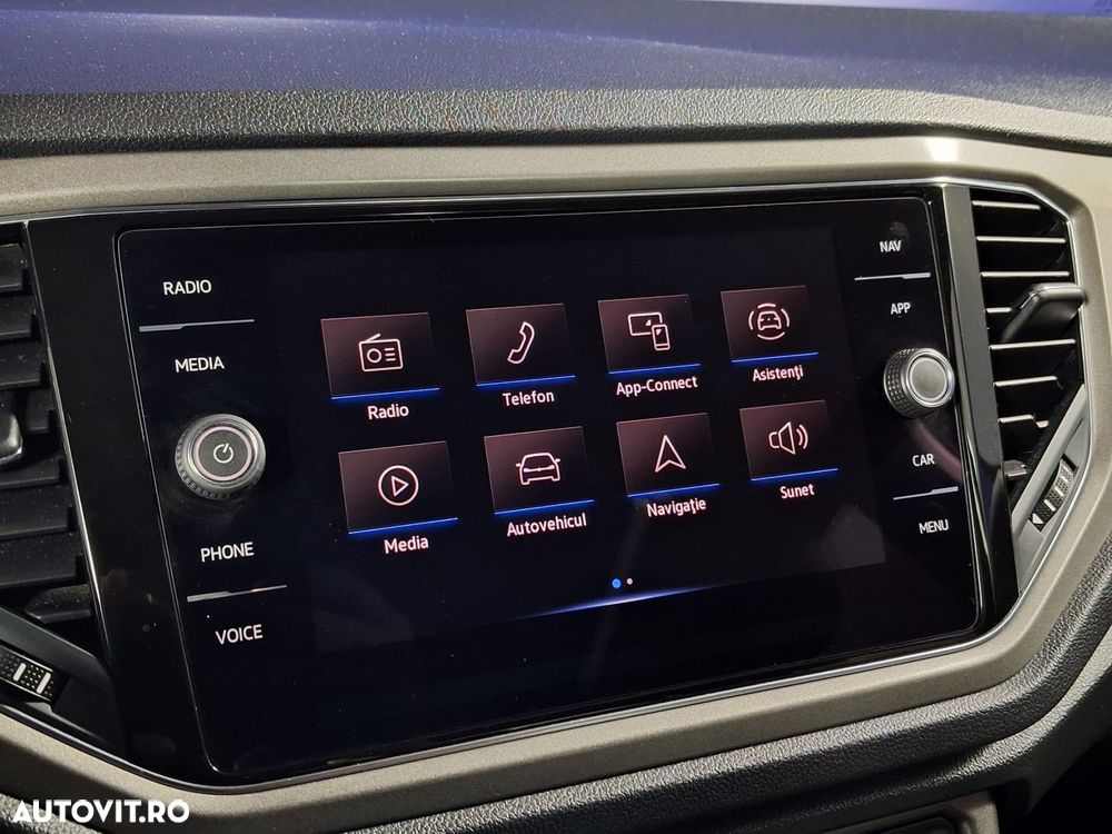 Volkswagen T-Roc - 26