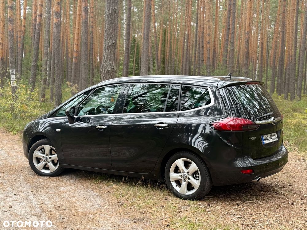 Opel Zafira - 11