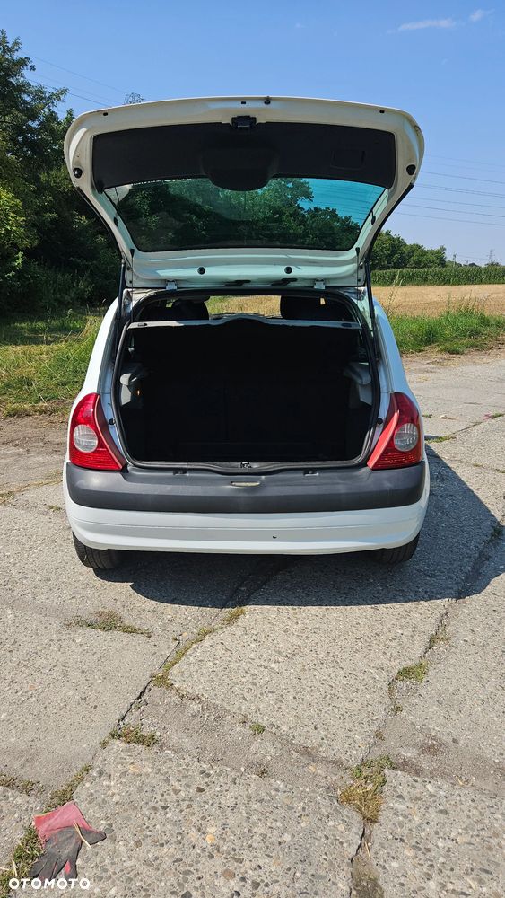 Renault Clio 1.2 16V Authentique - 4