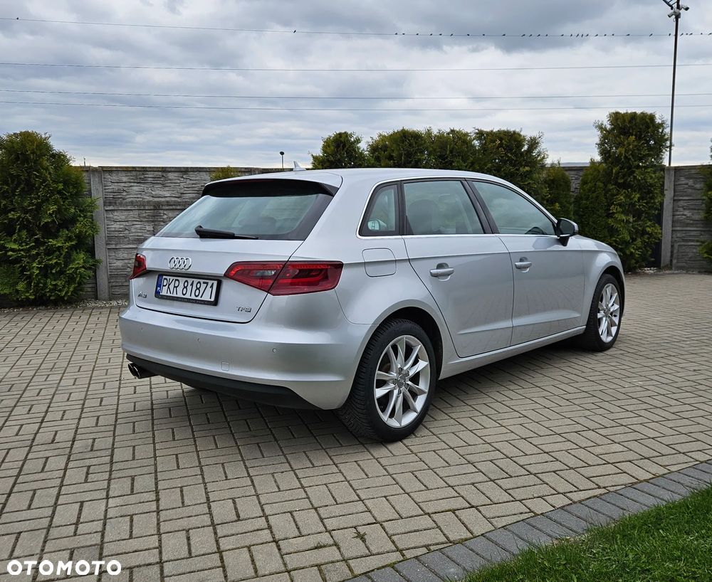 Audi A3 Sportback 1.4 TFSI S tronic Attraction - 11