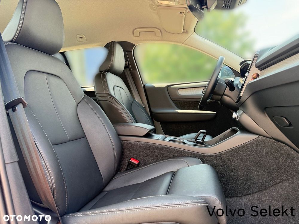 Volvo XC 40 - 26