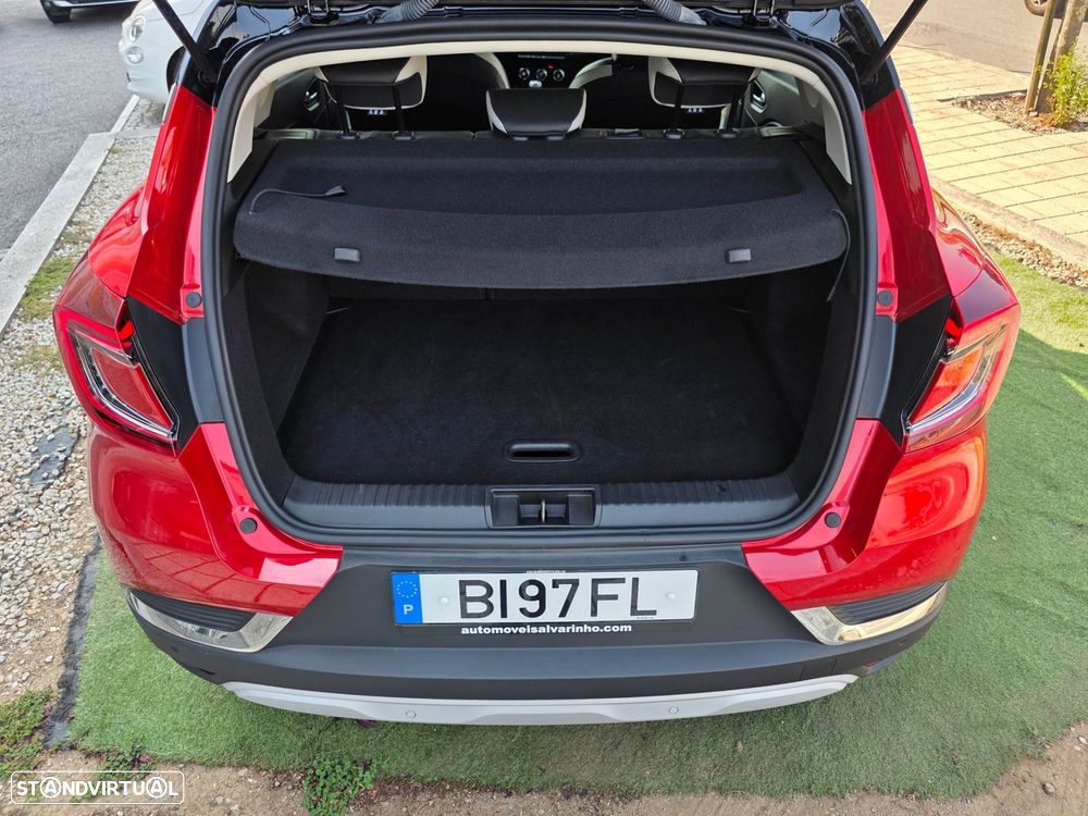 Renault Captur 1.0 TCe Techno Bi-Fuel - 29