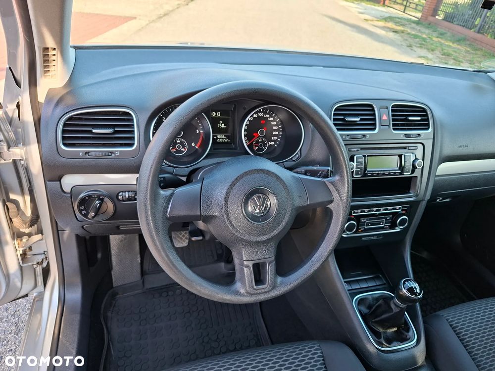 Volkswagen Golf 1.6 BlueTDI Trendline - 26