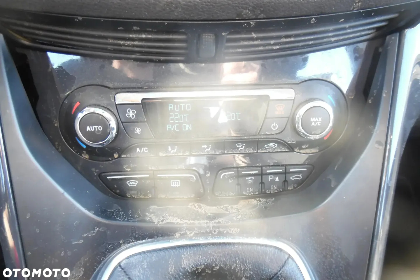 Ford Kuga 2.0 TDCi 2x4 Trend - 17