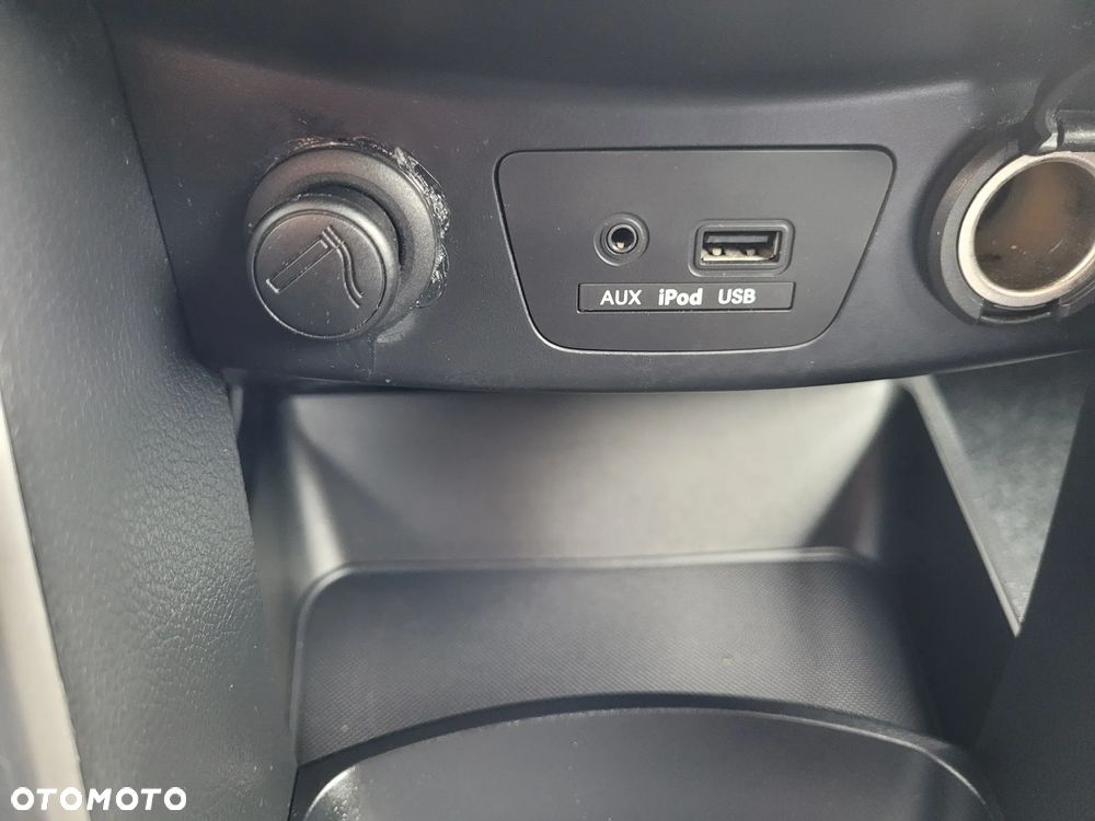 Hyundai i30 i30cw 1.6 Fifa World Cup Edition - 34