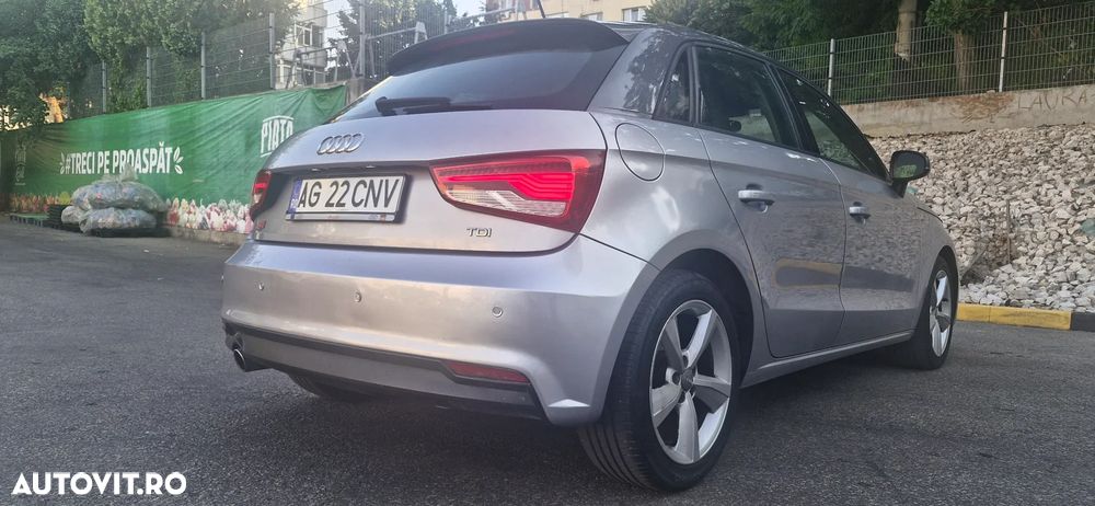 Audi A1 Sportback 1.6 TDI S tronic - 19
