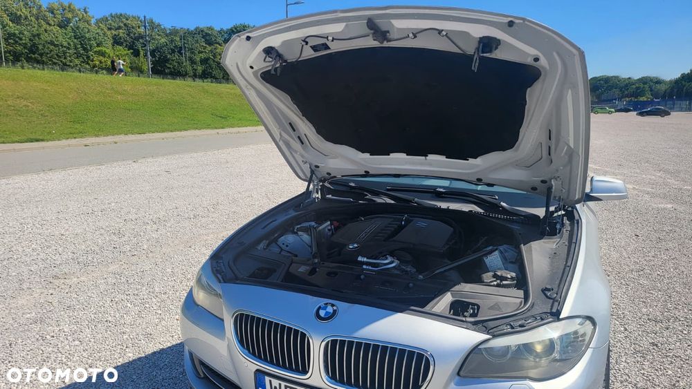 BMW Seria 5 535i - 34
