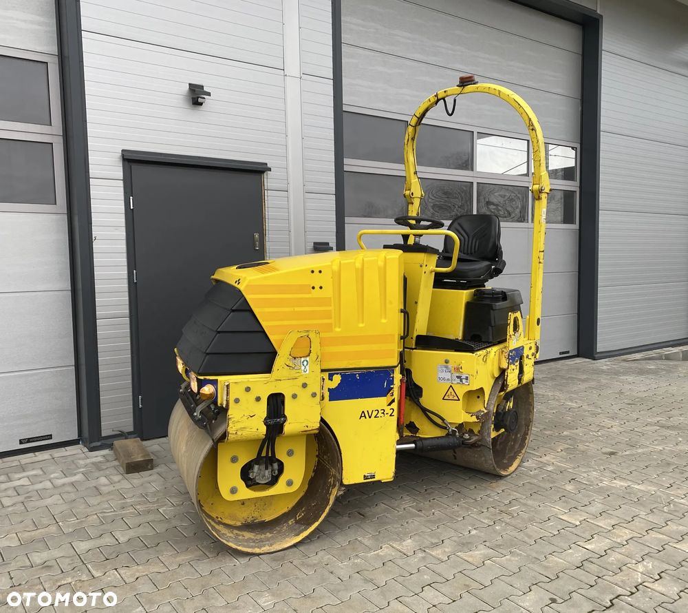 Ammann AV23-2 Walec drogowy - 2
