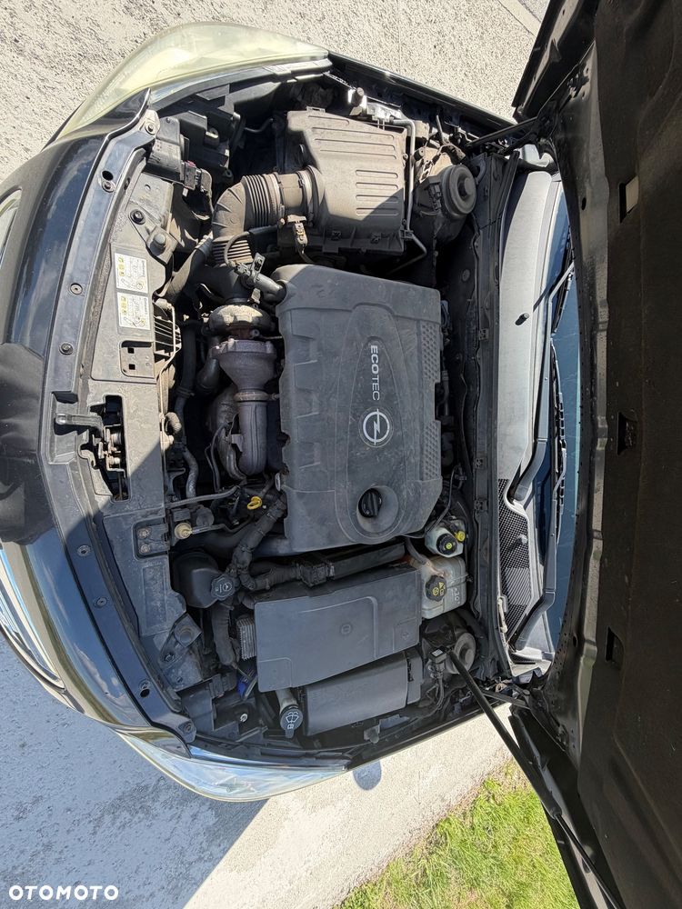 Opel Insignia - 26
