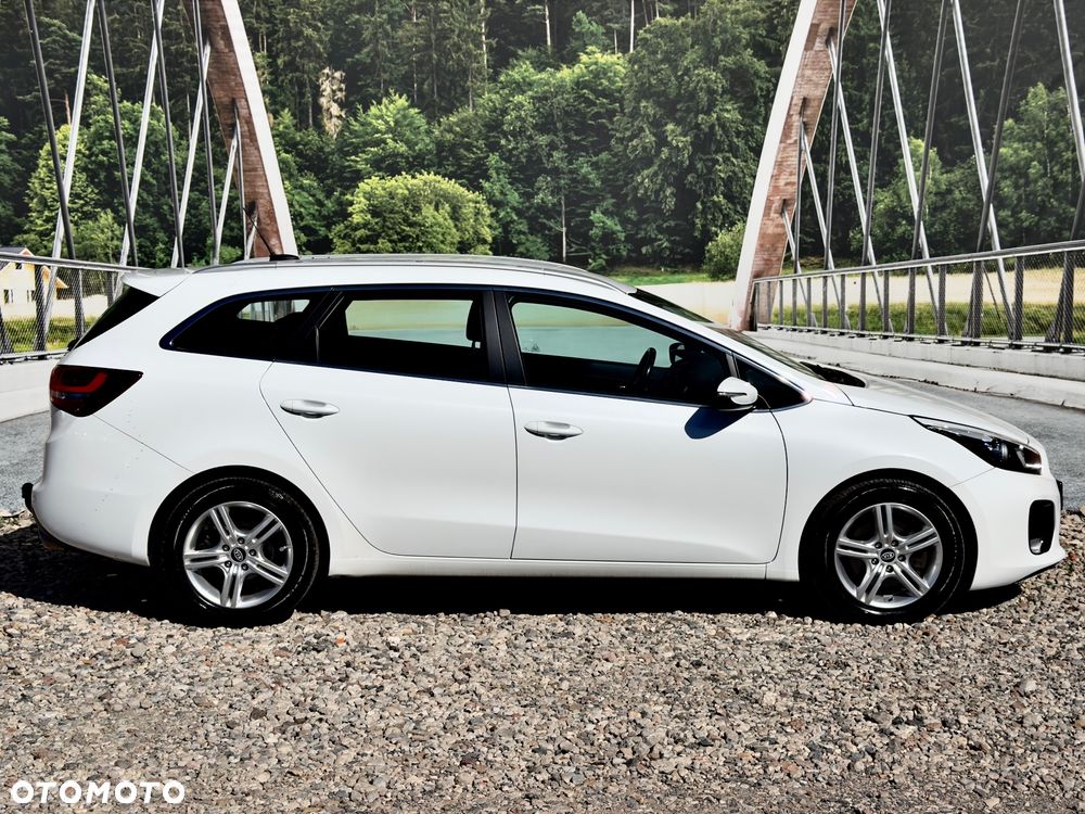 Kia Ceed 1.6 CRDi 136 DCT ISG GT Line - 10