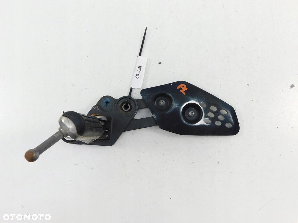 YAMAHA MT 07 MT07 13-17 SET PODNÓŻEK KIEROWCY LEWY - 1