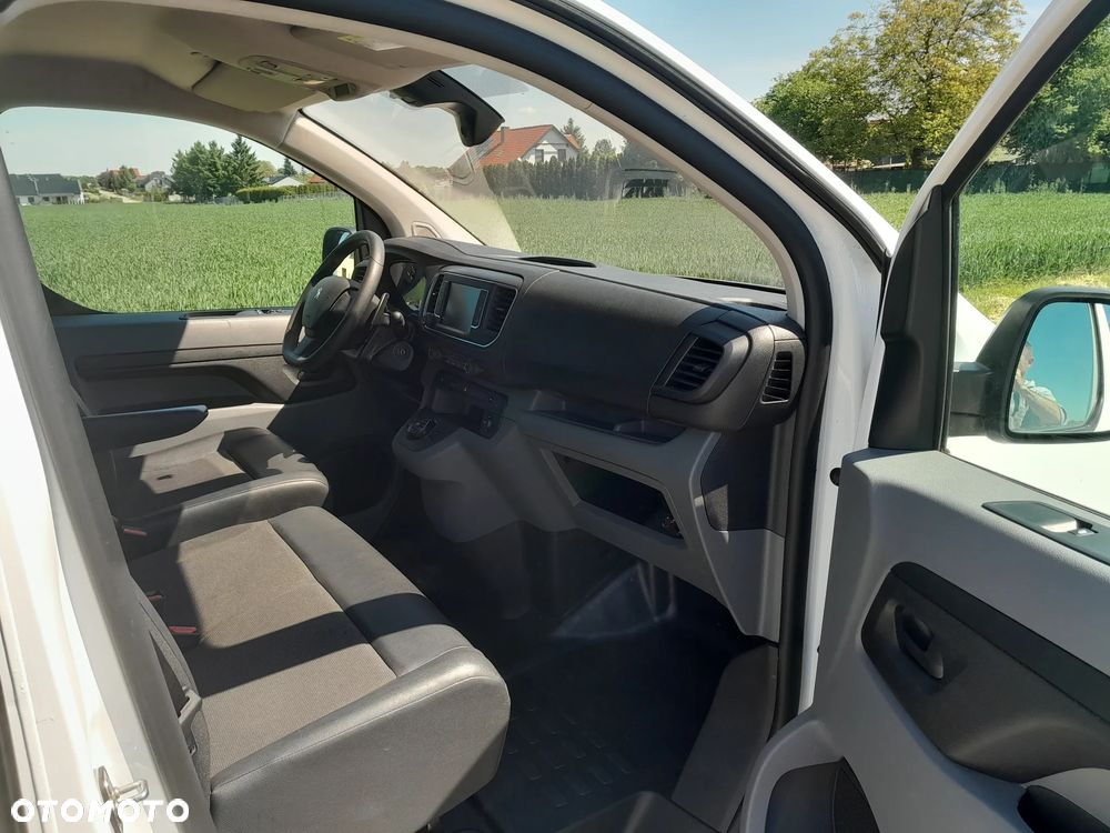 Peugeot Expert - 8