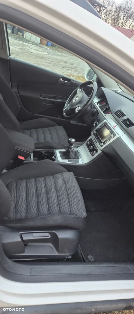 Volkswagen Passat 1.8 TSI Comfortline - 5