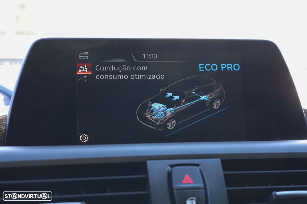 BMW 116 d Pack M - 33