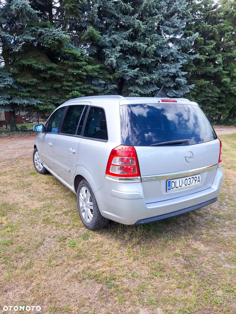 Opel Zafira 1.8 Cosmo EU5 - 4