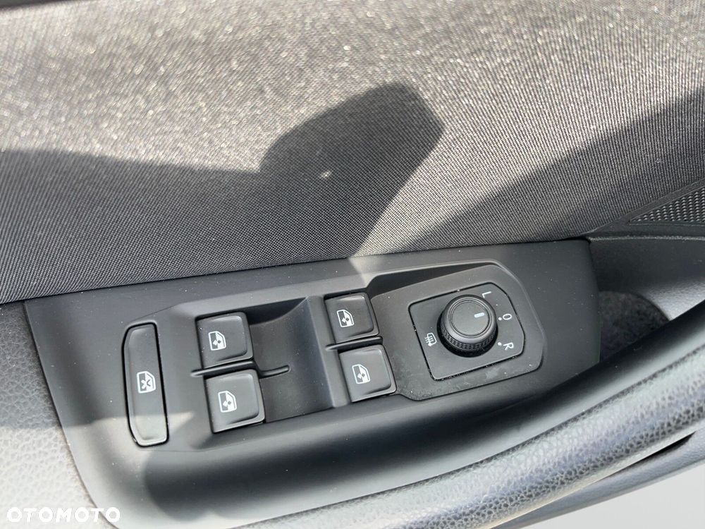 Volkswagen Passat - 10