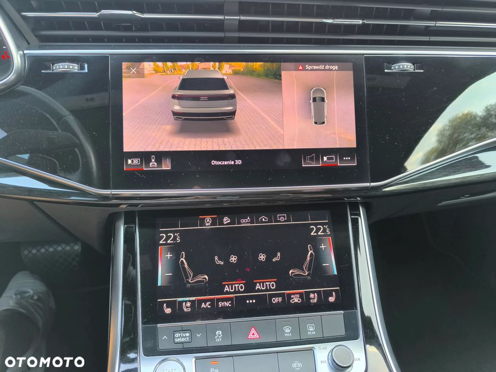Audi Q8 55 TFSI quattro tiptronic - 11