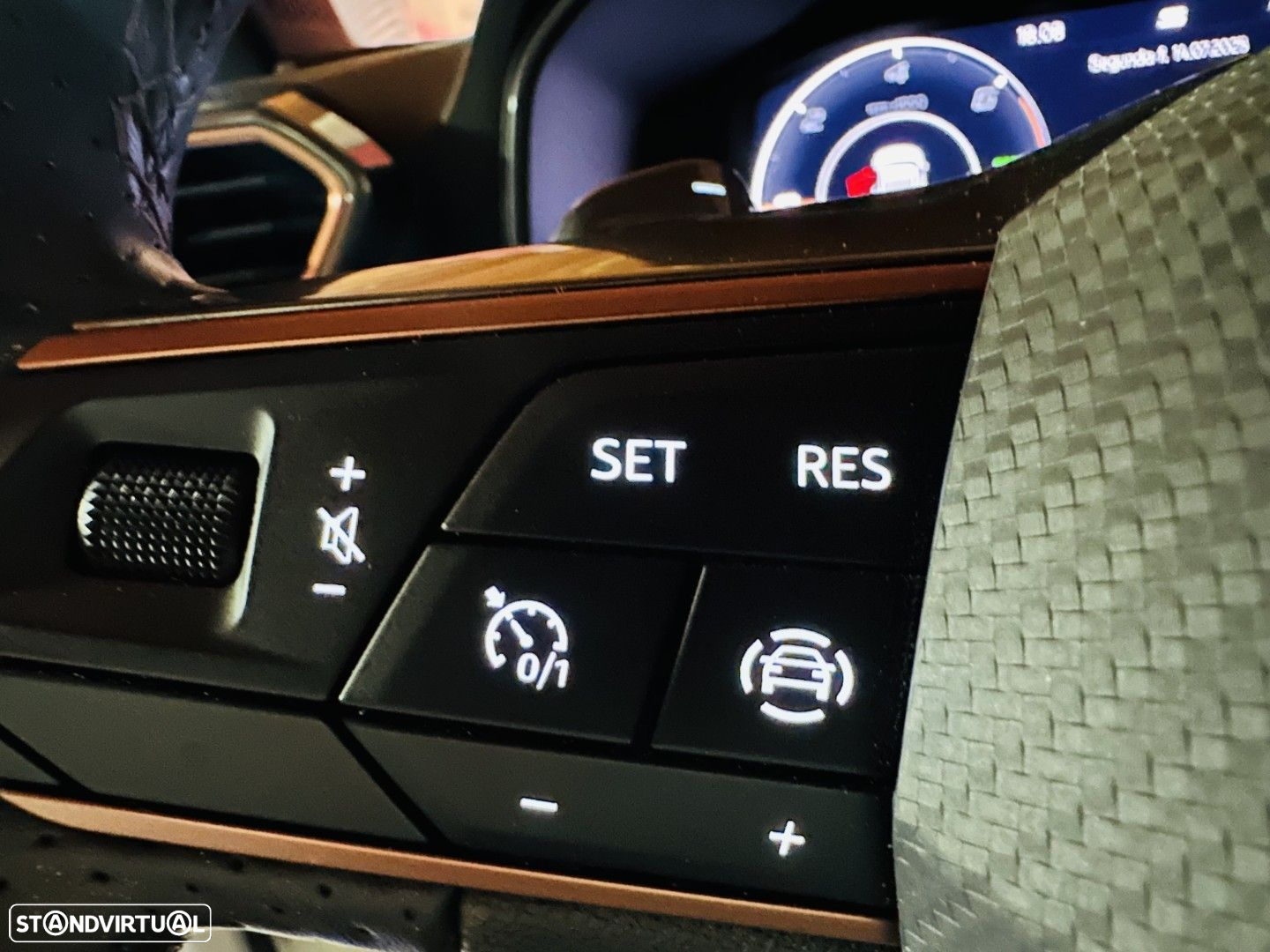 Cupra Leon ST 1.4 e-Hybrid MID DSG - 17