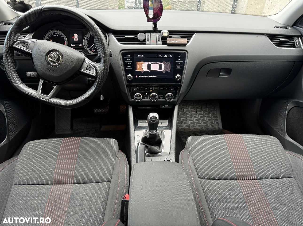 Skoda Octavia 2.0 TDI DSG Style - 5
