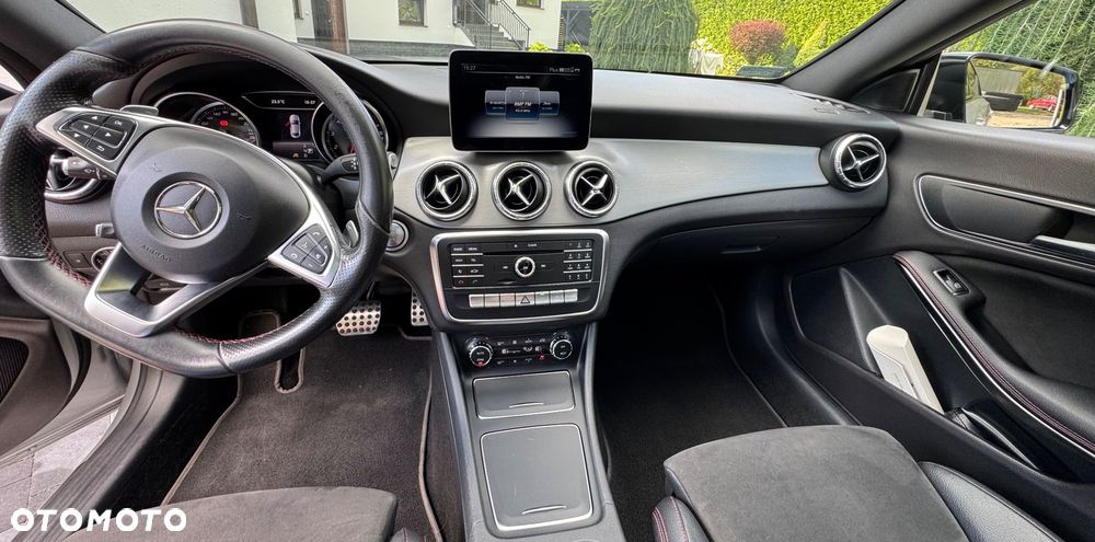 Mercedes-Benz CLA - 6