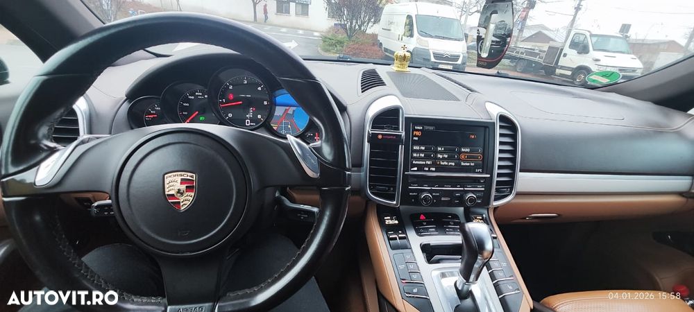Porsche Cayenne Tiptronic S - 3