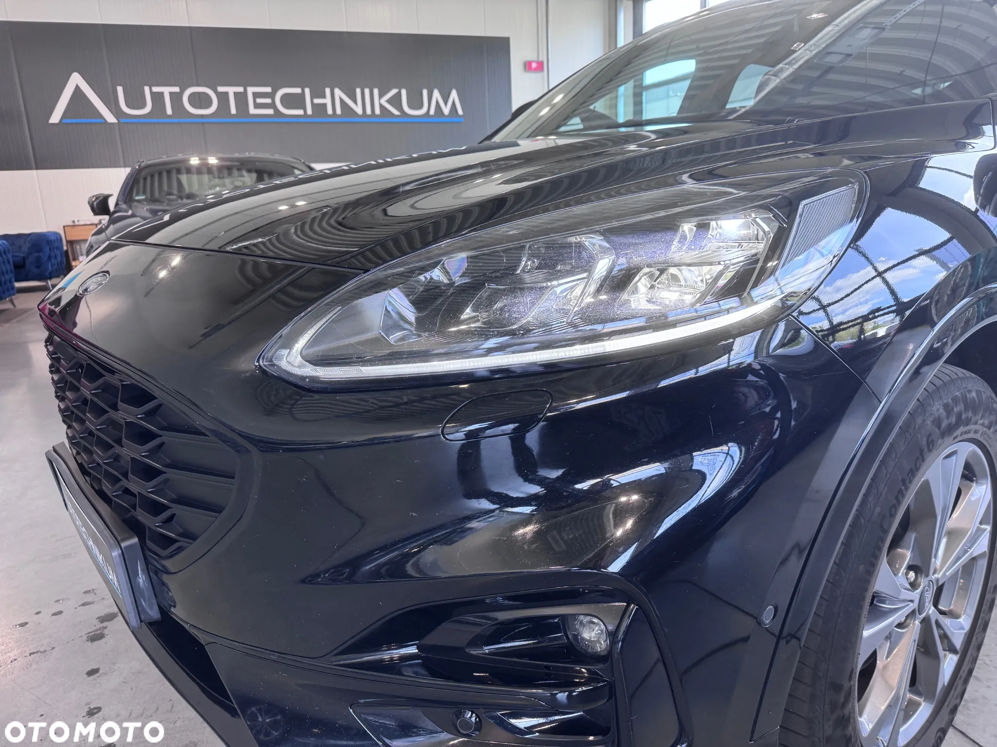 Ford Kuga 1.5 EcoBoost FWD ST-Line - 2