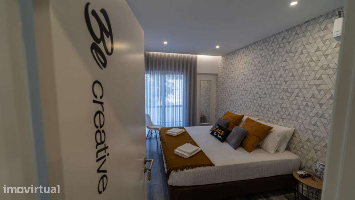 Quarto - localizado em Faro - Grande imagem: 5/25