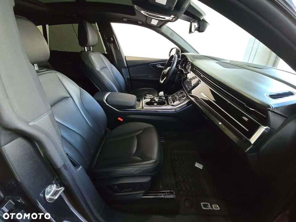 Audi Q8 55 TFSI mHEV Quattro Tiptronic - 8