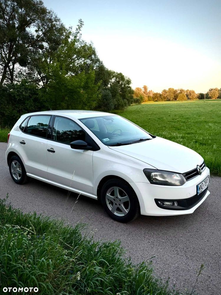 Volkswagen Polo - 2