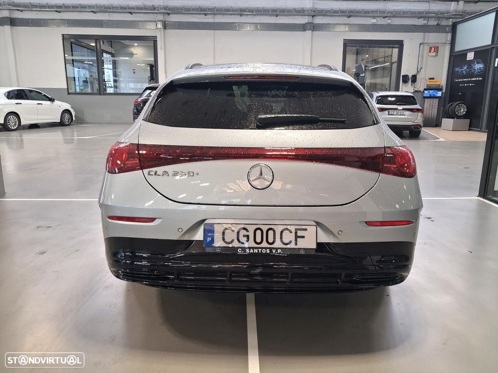Mercedes-Benz CLA 250+ EQ Shooting Brake - 6