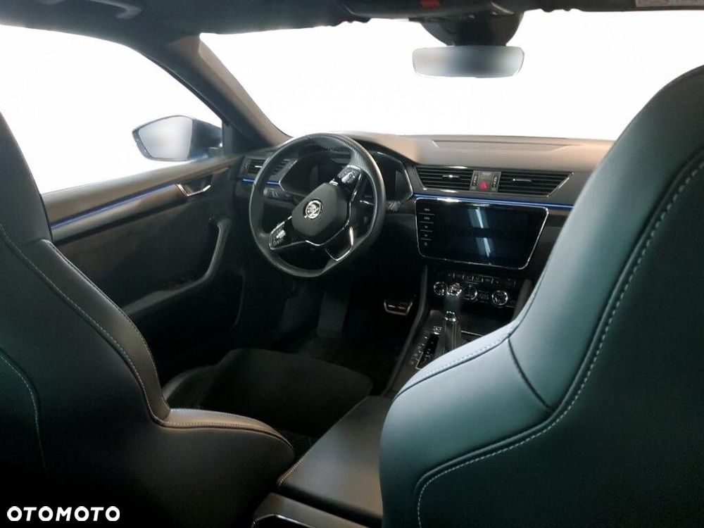Skoda Superb 2.0 TDI SCR 4x4 Sportline DSG - 8
