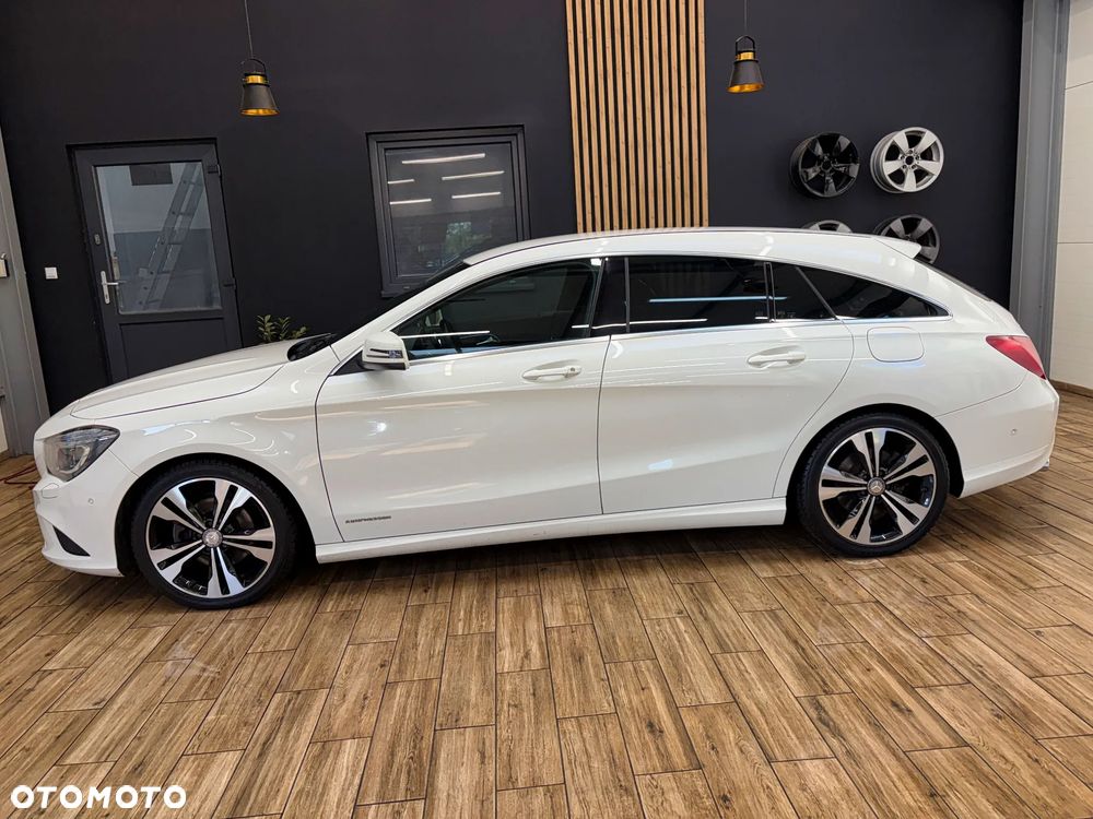 Mercedes-Benz CLA 200 - 11