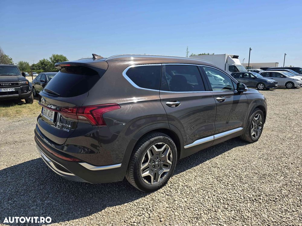 Hyundai Santa Fe - 4