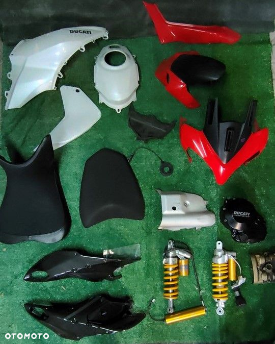 DUCATI MULTISTRADA 1200 Czasza Owiewka Dziub Wlot Carbon siedzenie