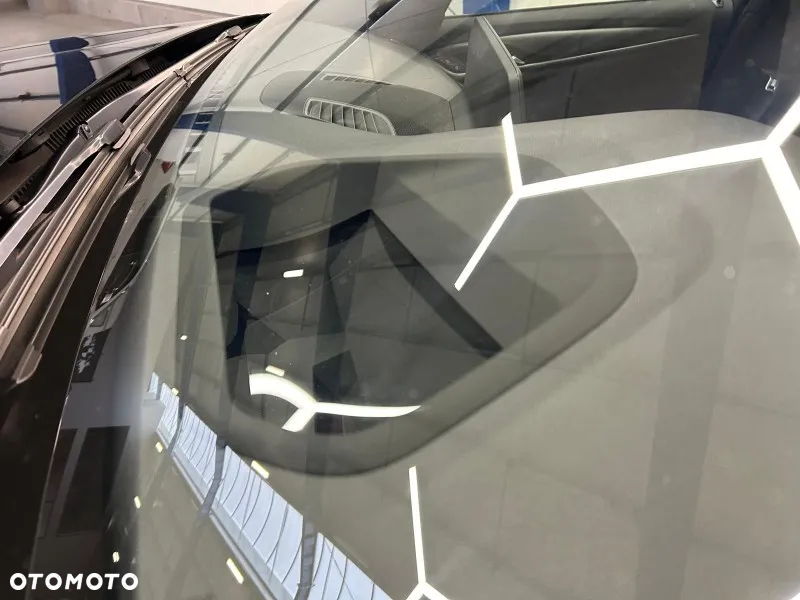 BMW Seria 5 540d xDrive Touring - 23