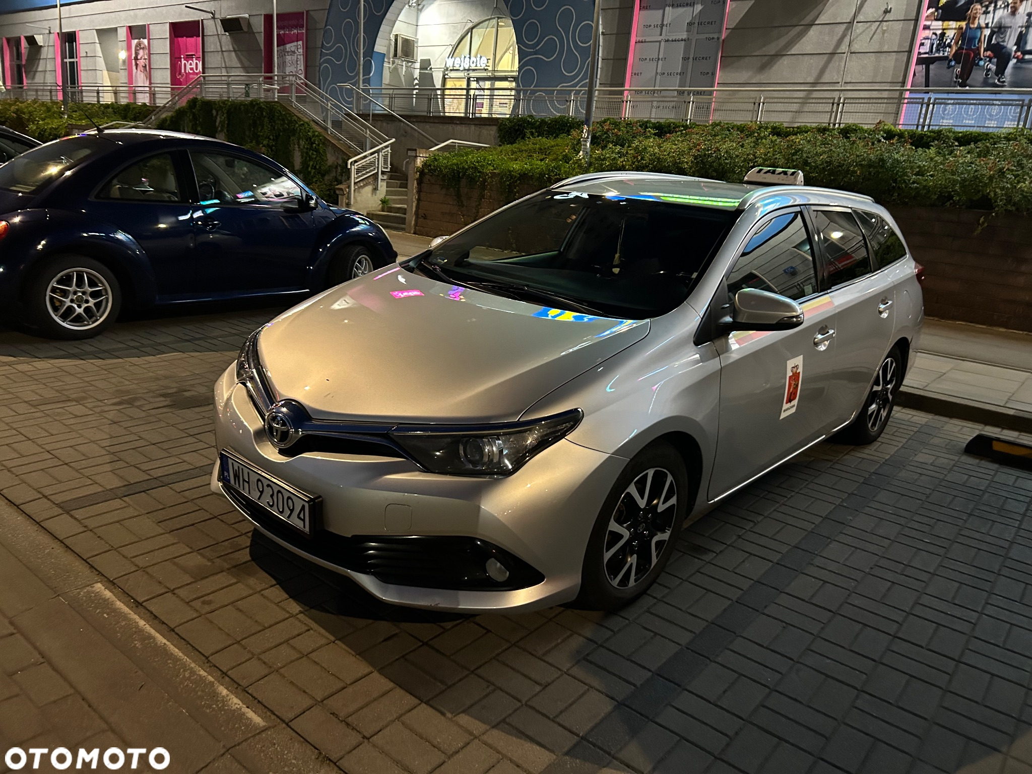 Toyota Auris - 22