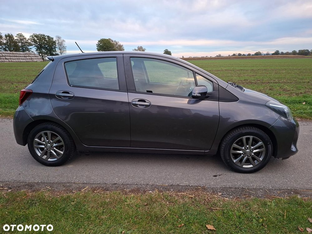Toyota Yaris 1.33 VVT-i Style - 22