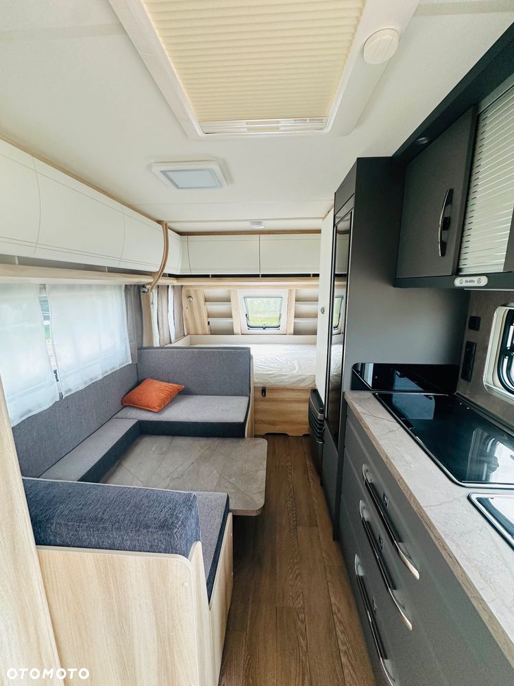 Hobby 490 KMF DE LUXE - 13