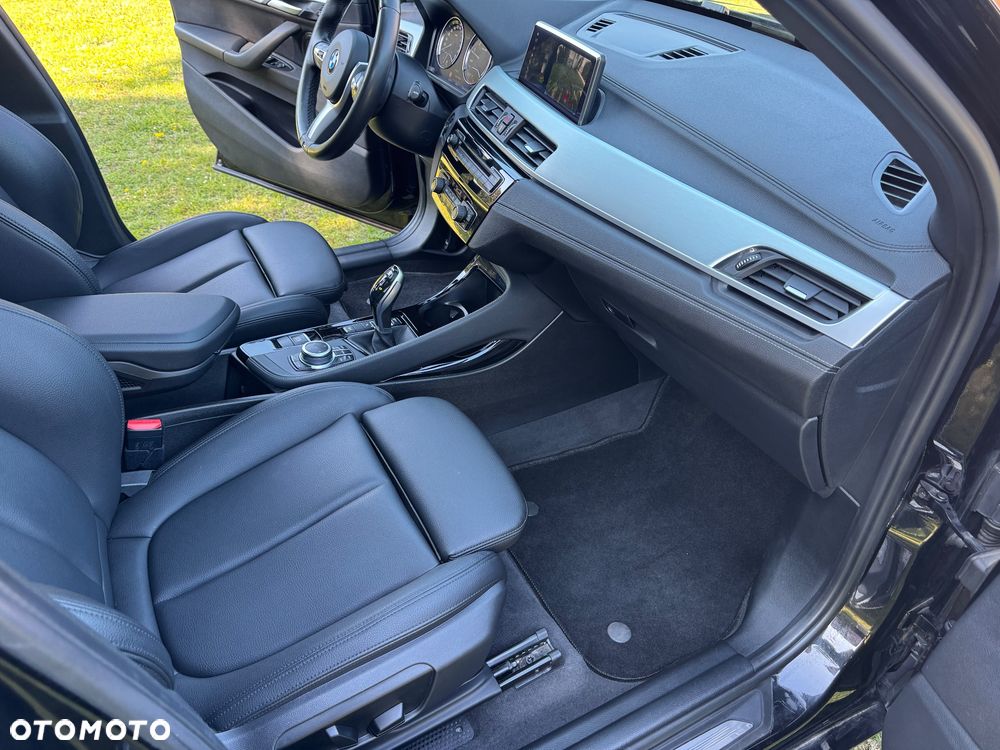 BMW X1 xDrive28i Sport Line - 26