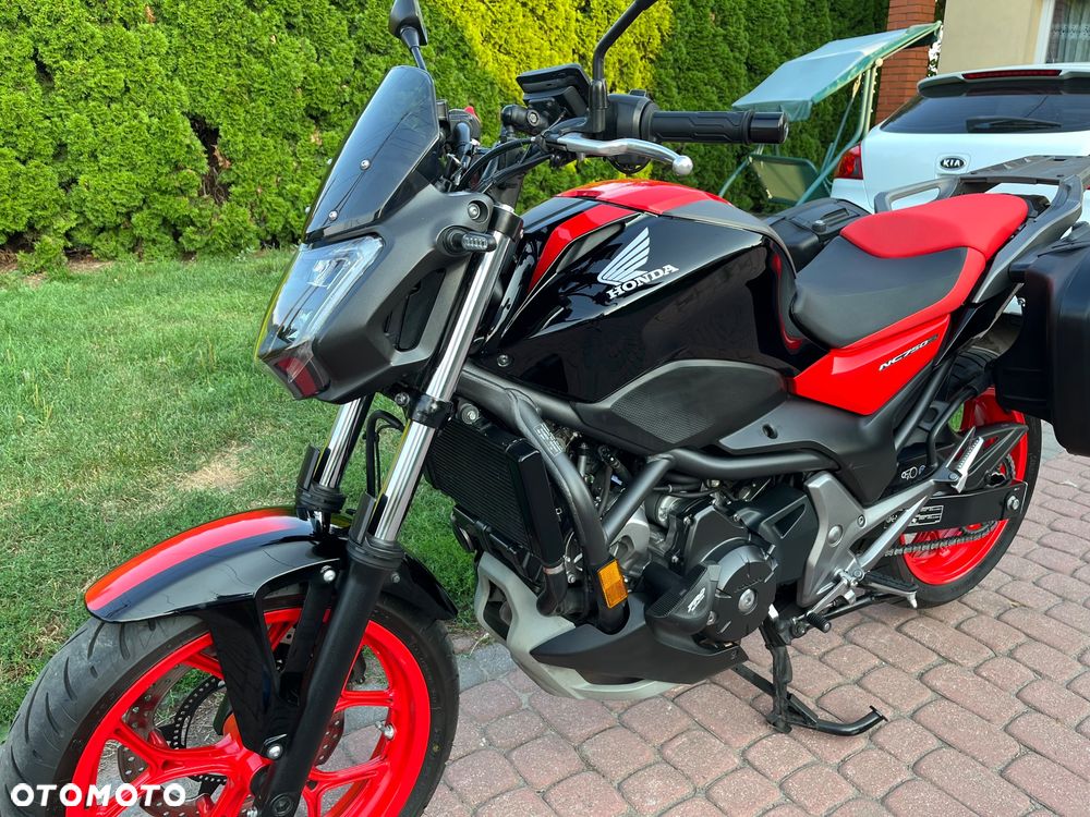 Honda NC - 27