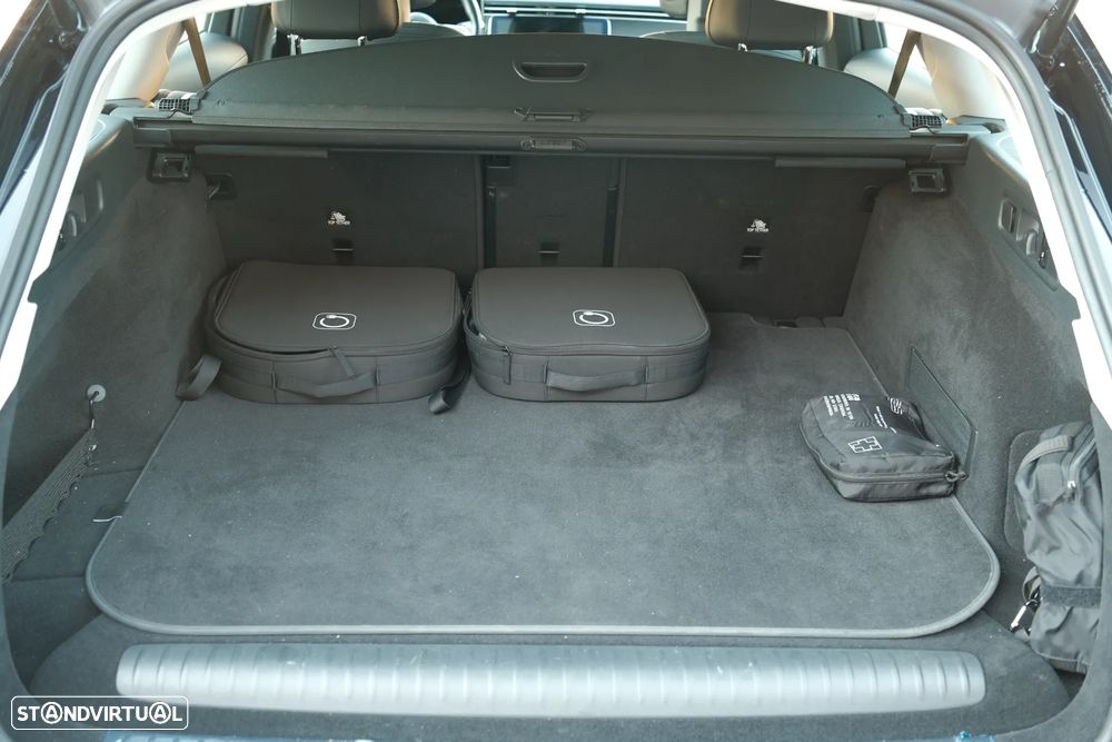Mercedes-Benz E 300 e Station - 14