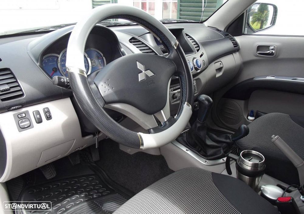 Mitsubishi L200 2.5 TD Strakar Sport HT - 4